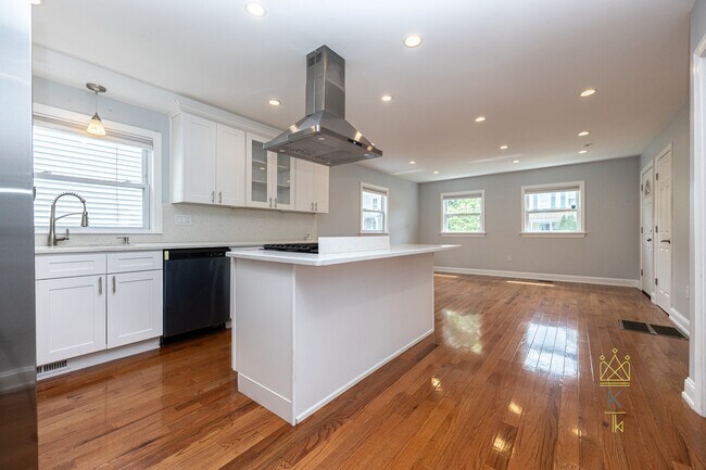 Photo - 1495 Hyde Park Ave Unidad 1