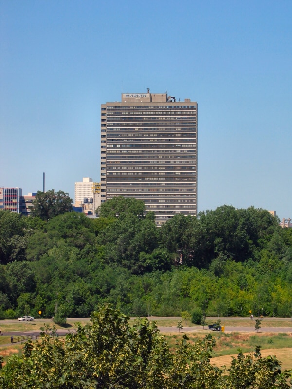 Photo - Riverview Tower