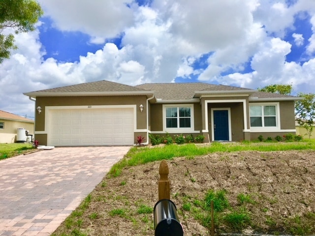 Building Photo - NW Cape Coral Single Family Home