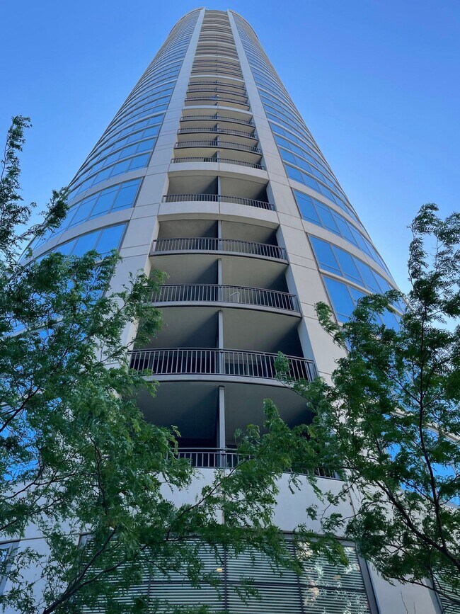 Photo - 2101 Market St