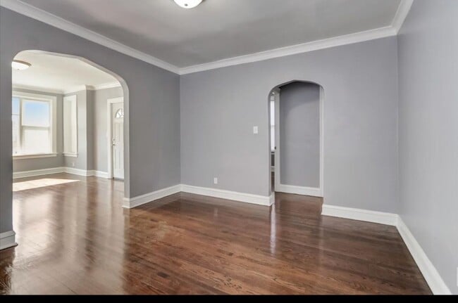 Photo - 7923 S Clyde Ave Unit Clyde SS 2