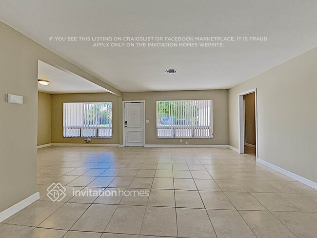 Photo - 4200 Hayes St