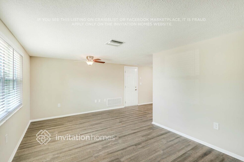 7935 Fox Hollow Dr
