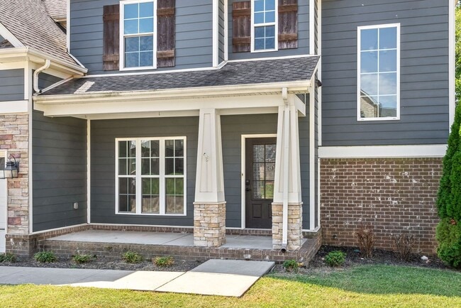 1506 Redrock Ct