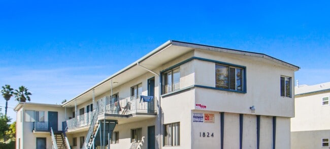Building Photo - 1824 16th St in Santa Monica Rental