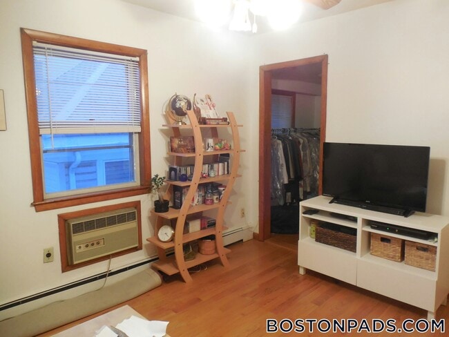 Photo - 150 Brown St Unit 2R