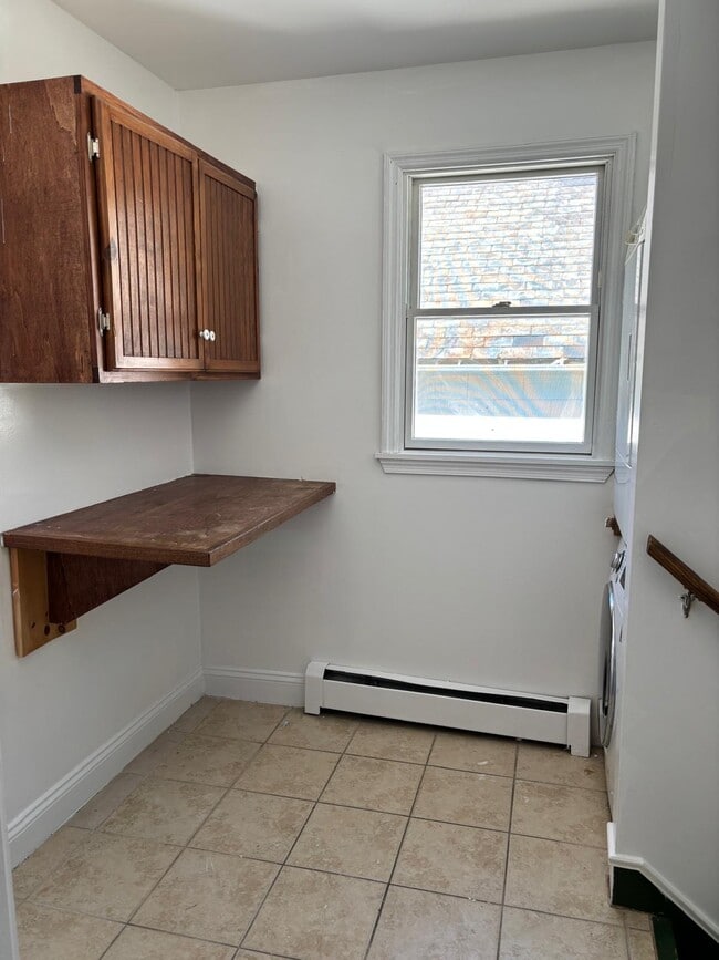 LAUNDRY AREA - 54 Hamburg Ave Unit 2