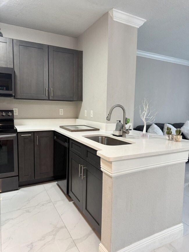 Photo - The Grande Downtown - REMODELED 1 Bedroom Available for rent NOW!