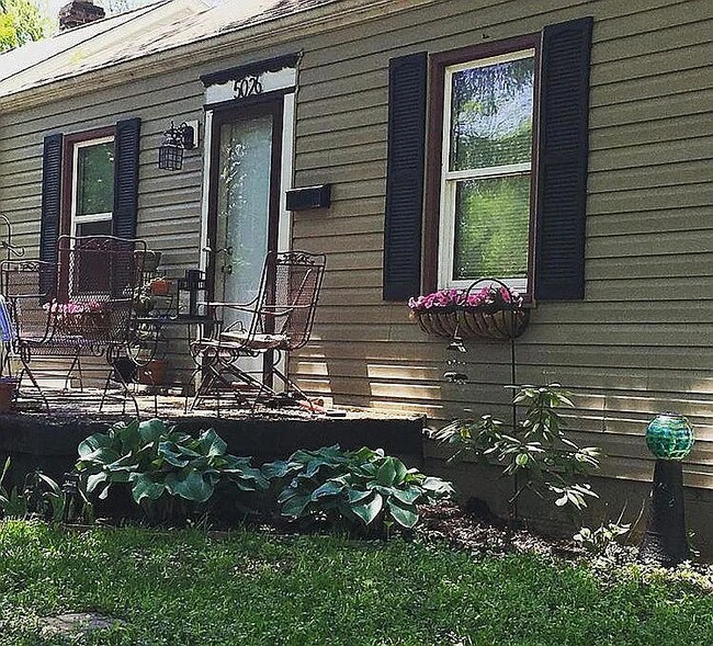 Photo - 5026 Rosslyn Ave