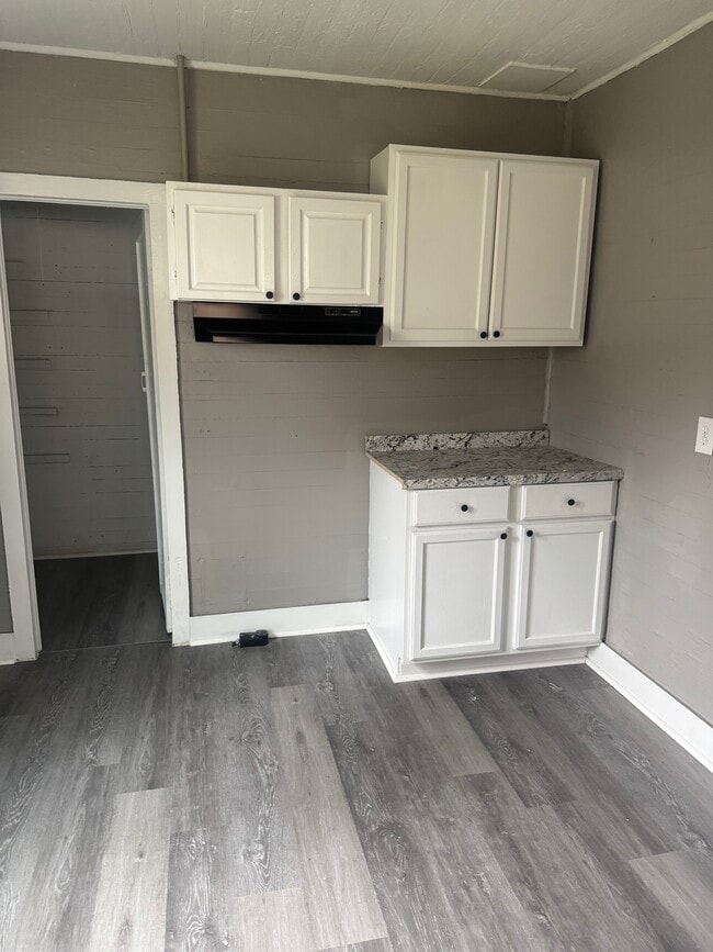 Photo - 2827 Gurnee Ave