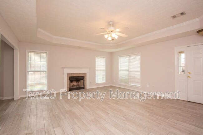 Photo - 6020 White Pine Dr