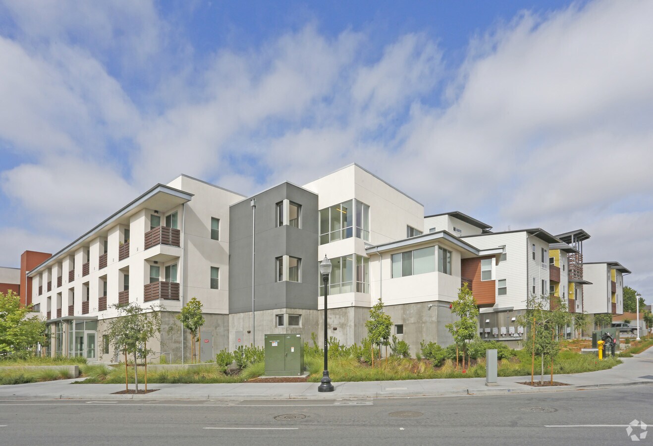 Photo - Onizuka Crossing