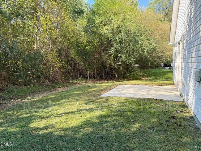 Photo - 4832 Silverdene St