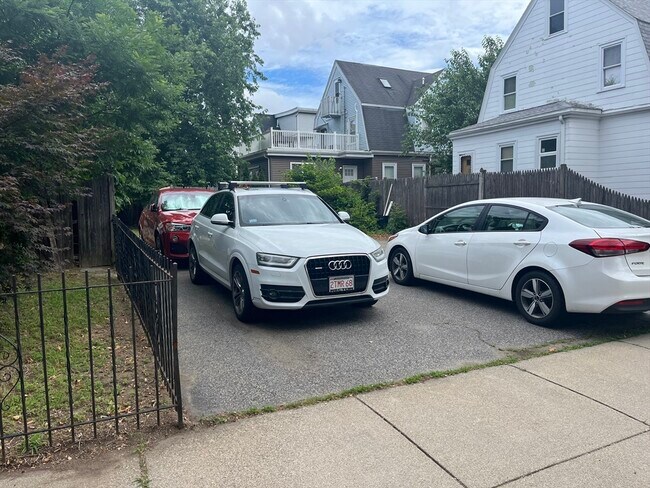 Photo - 98 Dexter Ave Unit 2