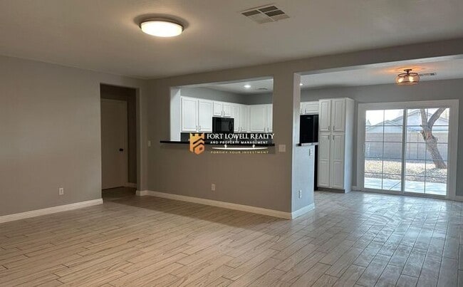 Photo - 1401 S 228th Ln