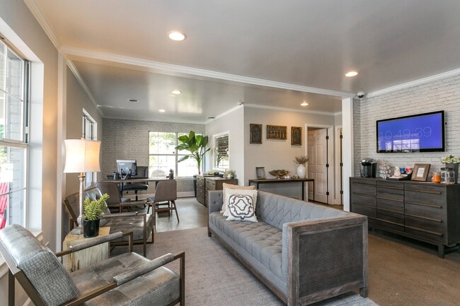 Leasing Office
