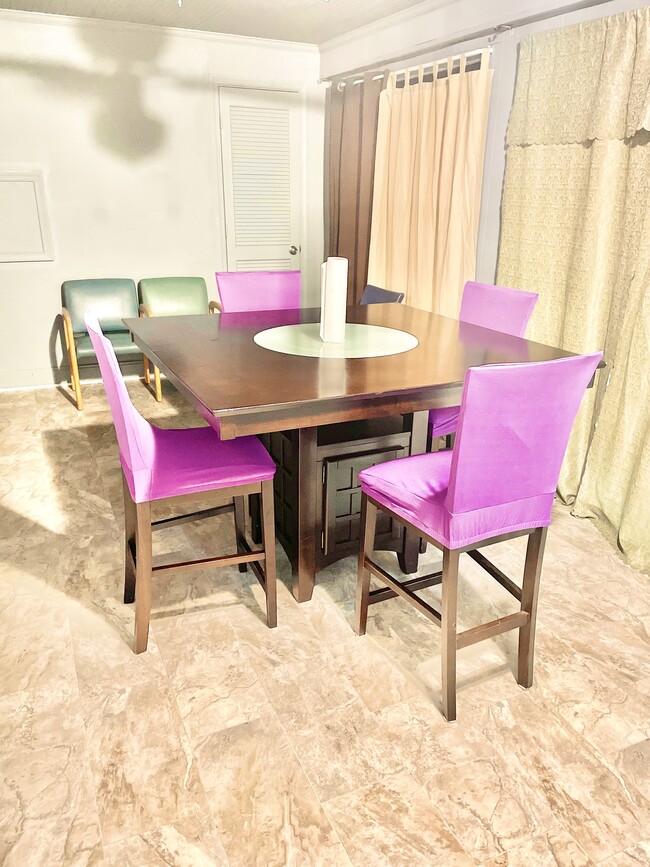 Photo - 1503 Westbury Dr - Furnished House