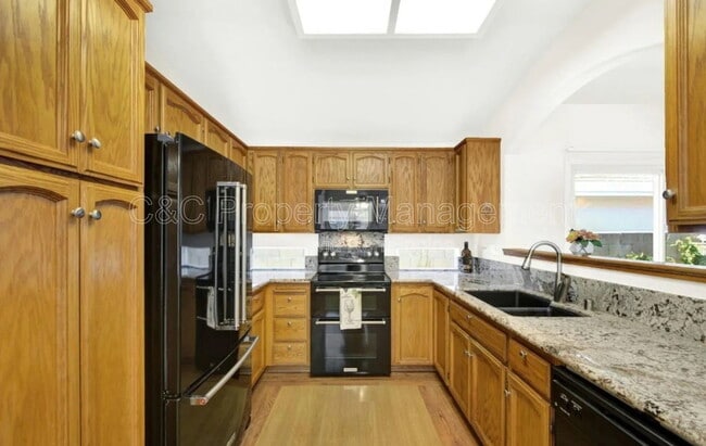 Photo - 242 Bartlett Ln