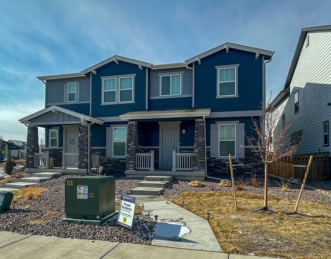 Building Photo - Painted Prairie 3bd 2.5ba paired house by DIA!