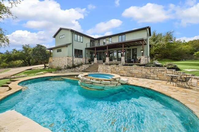 Building Photo - 4004 Cloudy Ridge Rd