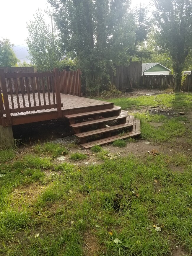 Photo - 1386 Lewis Dr