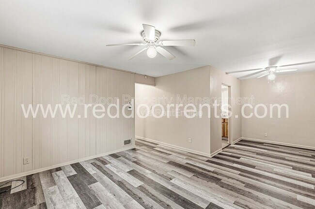 Photo - 3729 Kinnear Ave