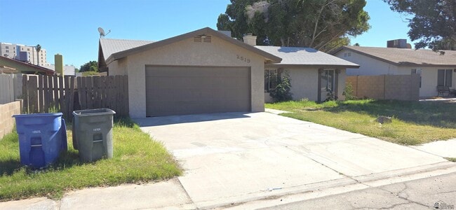 Photo - 2519 S 18th Ave