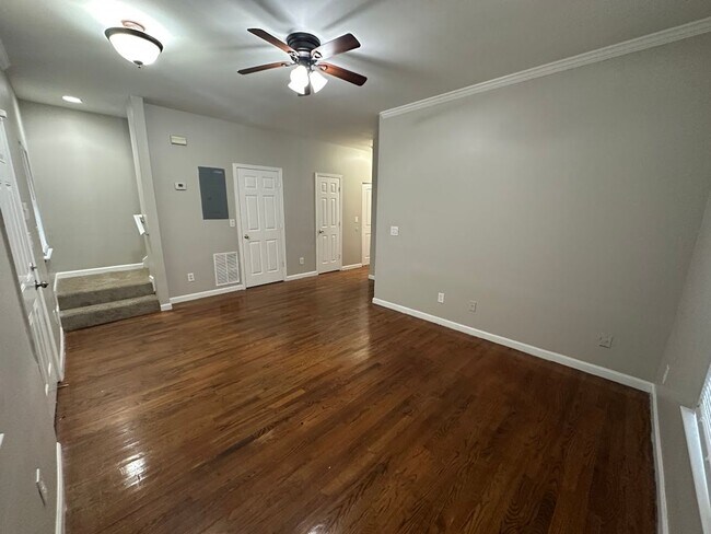 Photo - 4 Bed and 2.5 Bath in Atlanta!---Special o...