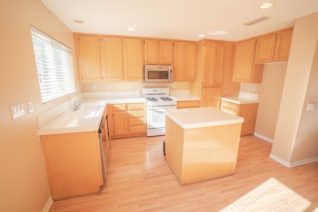 Photo - Palisades 3 Bedroom Home for Rent!