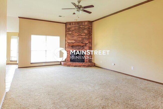 4 Bedroom Pet-Friendly Home in Oklahoma City, OK with Main Street Renewal