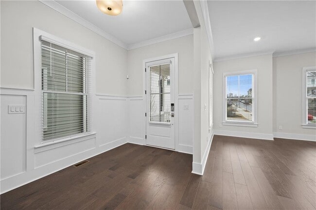 Photo - 320 Anglin Walk