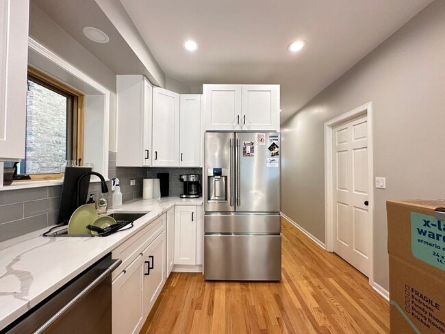 Photo - 1424 N Bosworth Ave Unit 1