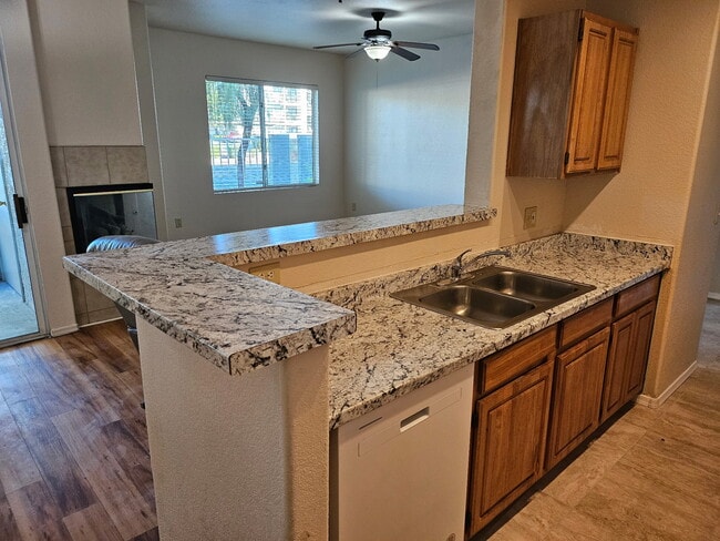 Photo - 2929 W Yorkshire Dr Unit The Springs atbYorkshire