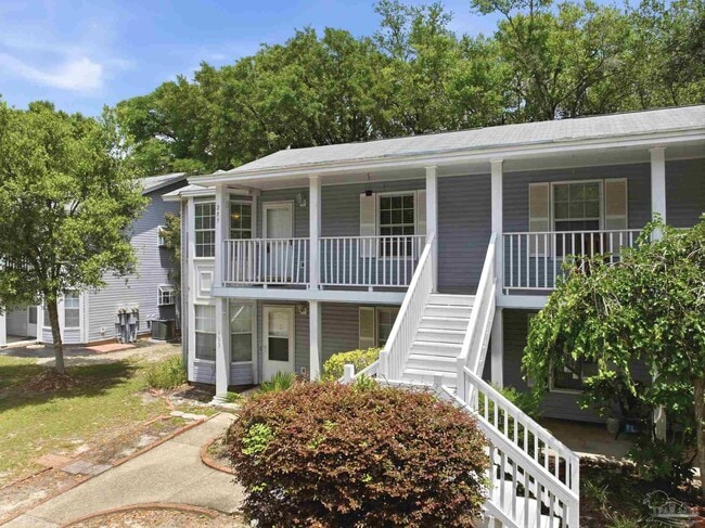Photo - 2813 Langley Ave Unit B203