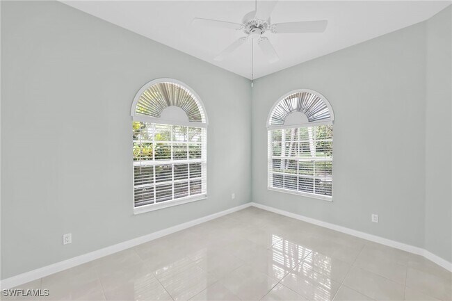 Photo - 3000 Ellice Way