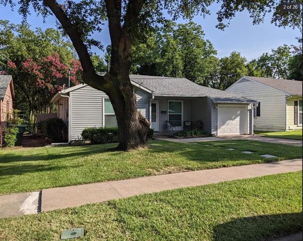 Photo - 312 W Dexter St