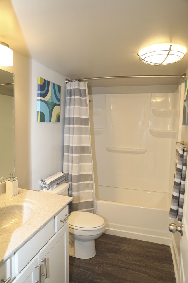 Photo - Park Plaza Apartments