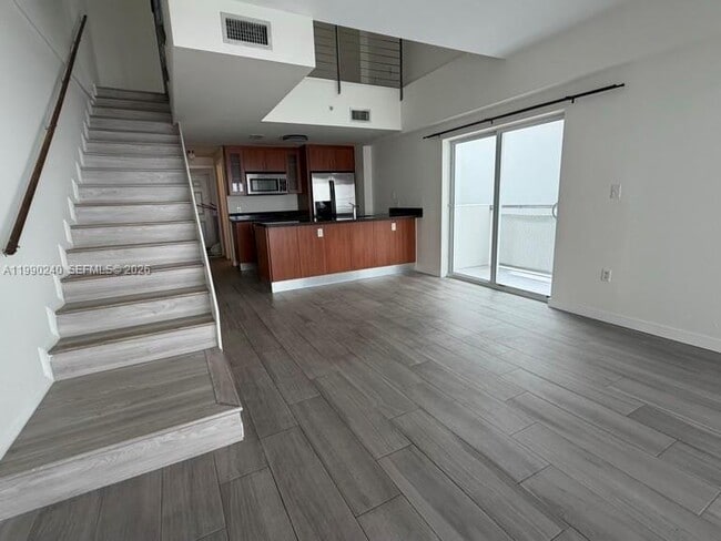 Photo - $3,200 1712 sw 2nd Ave #309 Unit 309