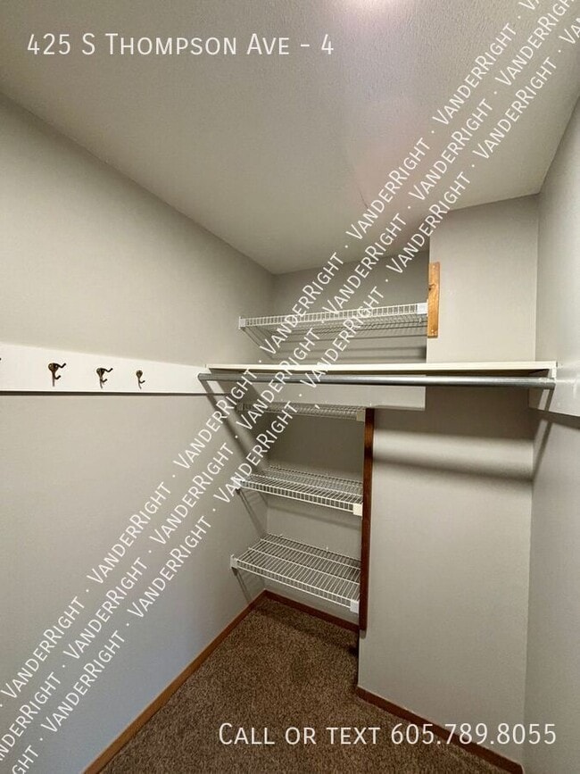 Building Photo - 425 S Thompson Ave Unit 4 Rental