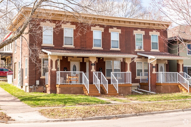 Building Photo - 1301 E 2nd St Unit 1 Rental