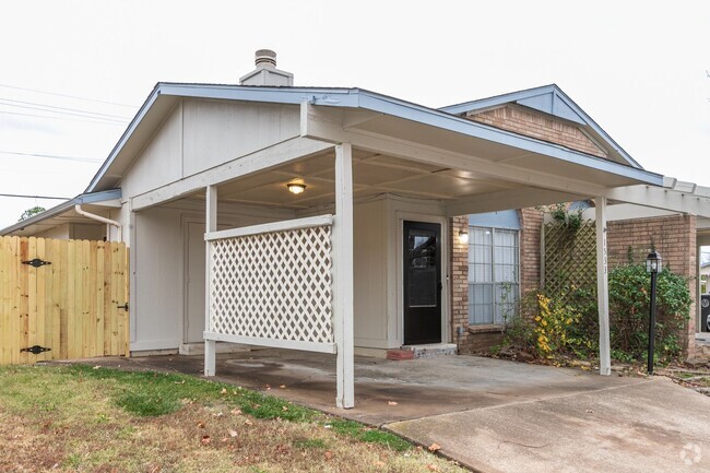 Building Photo - REMODEL IN PROGRESS - Photos Indicative of... Rental