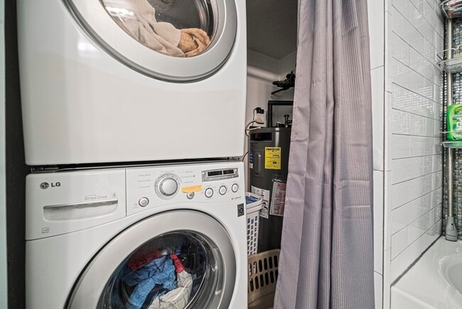 Photo - 100 Cove Way Unit 912