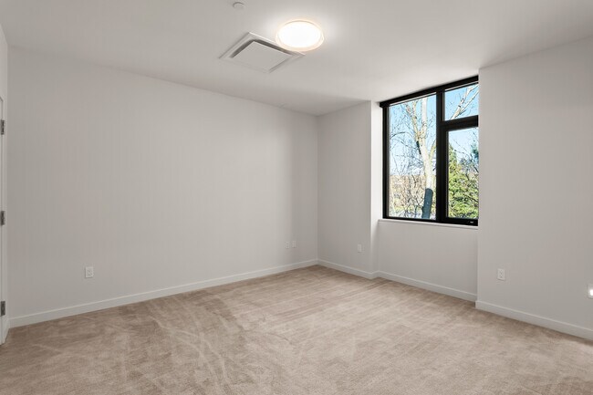 Primary bedroom - Ellen Browning Building