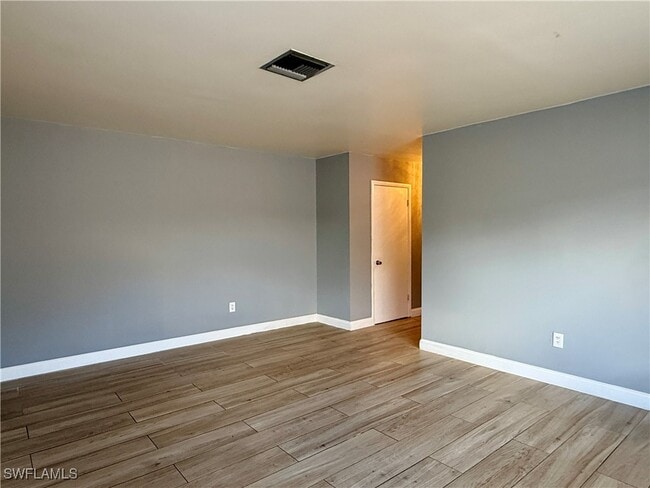 Photo - 1073 San Remo Ave