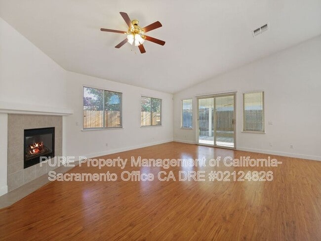 Photo - 1732 Bamboo St
