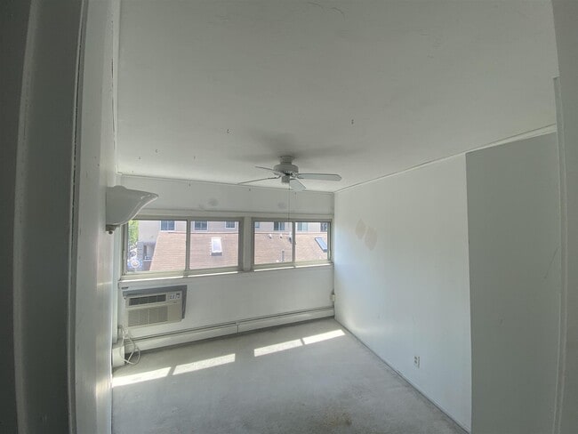 Photo - 348 Franklin St Unit 4D