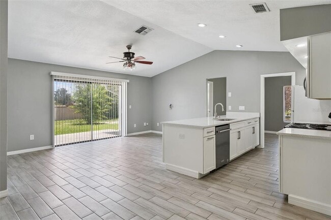 Photo - 1431 Sackett Cir
