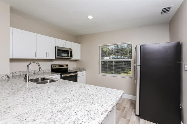 Photo - 5203 Montague Pl