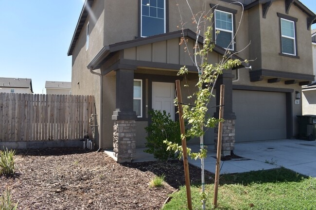 Photo - 736 Athena Dr