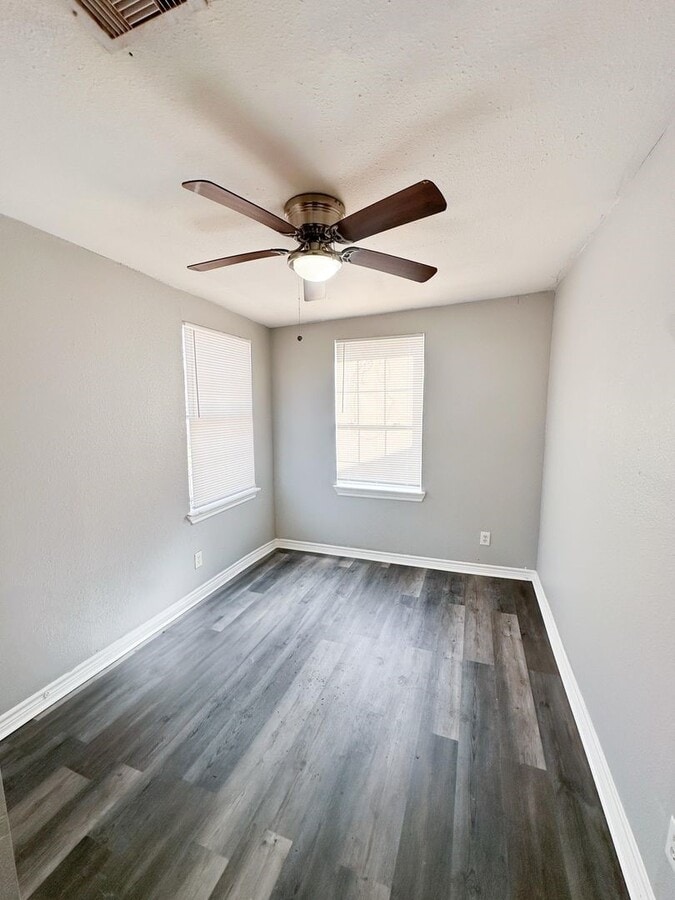 Photo - 2522 Rosalie St Unit B